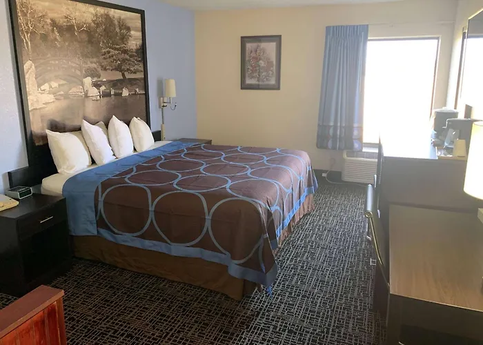 Super 8 By Wyndham