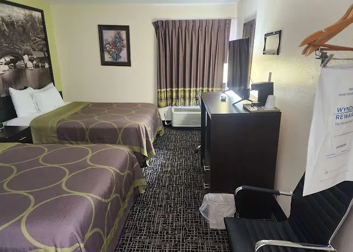 Super 8 By Wyndham Hotel 3*
