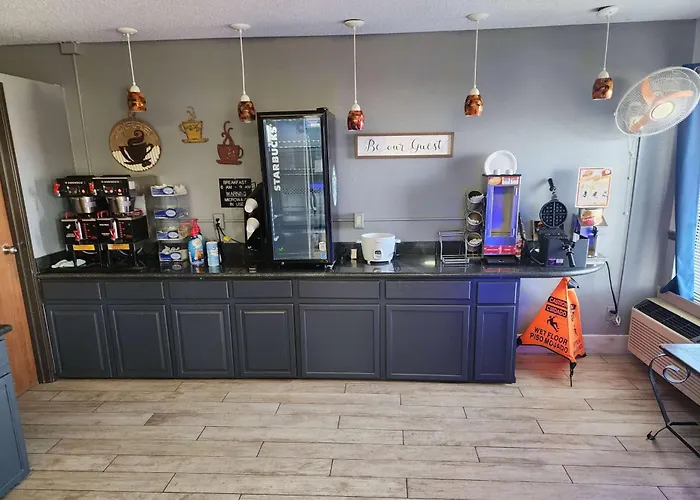 Super 8 By Wyndham Hotel Galesburg